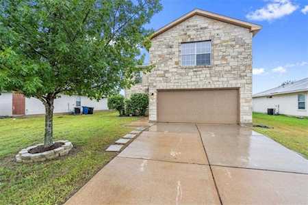 317 Almquist ST Hutto, TX 78634