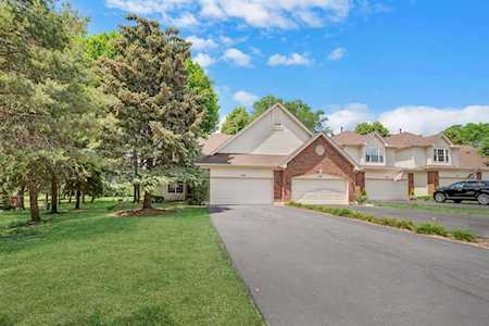 1536 Poplar Creek Dr Hoffman Estates, IL 60169