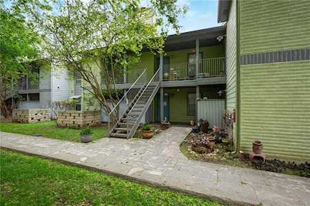 3204 Menchaca RD #606 Austin, TX 78704