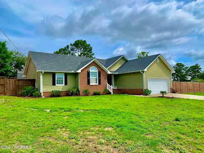 5300 Manteo Court Wilmington, NC 28412