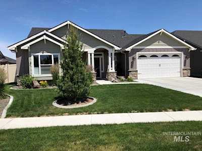 4531 S Lava Springs Loop Nampa, ID 83686