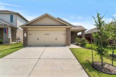 7317 Dungarees WAY Del Valle, TX 78617