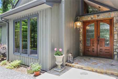 115 River Ridge Ct Roswell, GA 30076