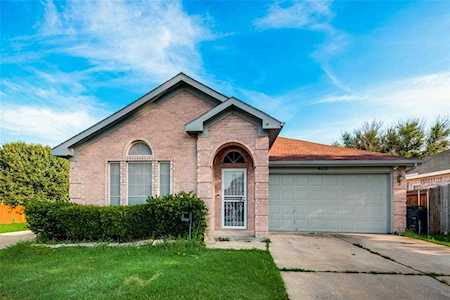 4201 S Coral Springs Drive Fort Worth, TX 76123