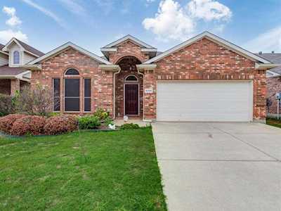 6204 Charisma Court Fort Worth, TX 76131