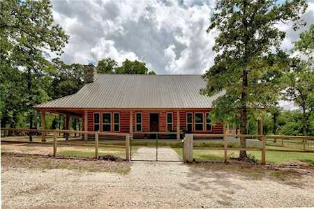 170 Morning Dove LN Elgin, TX 78621