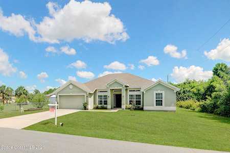 1841 NW Jayhawk Court Palm Bay, FL 32907