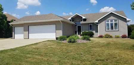 3766 Red Stone Dr Janesville, WI 53548