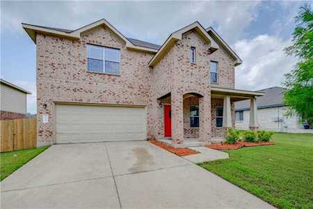 12700 Waynespur LN Elgin, TX 78621