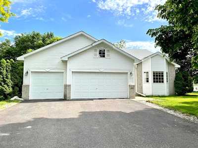 960 105th Avenue NE Blaine, MN 55434