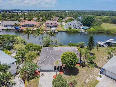926 Eagle Ln Apollo Beach, FL 33572
