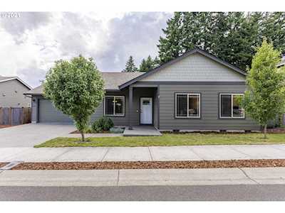 2710 NE 144th Ct Vancouver, WA 98684