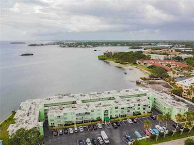 464 Paula Dr N #303 Dunedin, FL 34698