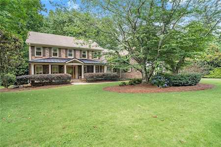 1878 Stapleton Ct Dunwoody, GA 30338