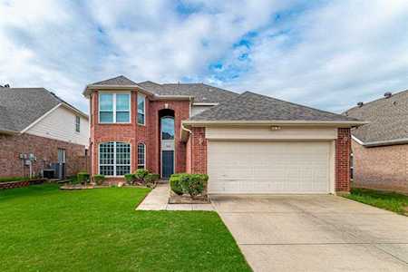 3808 Oak Leaf Lane Bedford, TX 76021