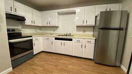 48 Gibbs Street #2D Worcester, MA 01607