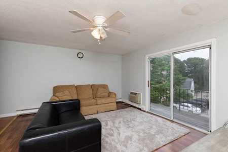 2 Chapel Hill Dr #9 Plymouth, MA 02360