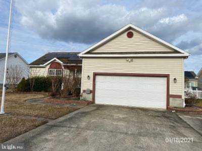 13 White Crane Dr Berlin, MD 21811