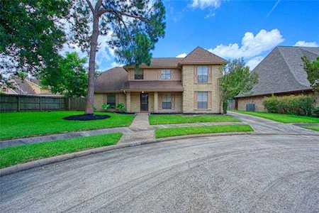 8803 Hydethorpe Dr Houston, TX 77083