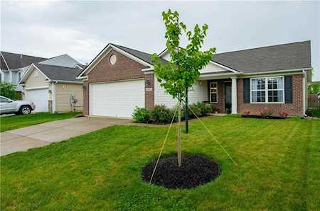19367 Fox Chase Dr Noblesville, IN 46062
