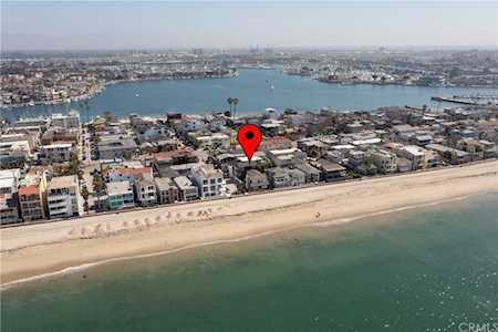 4 64th Place Long Beach, CA 90803