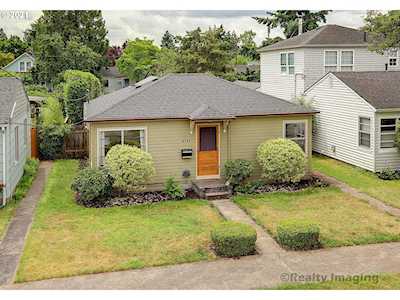 6738 SE Ramona St Portland, OR 97206