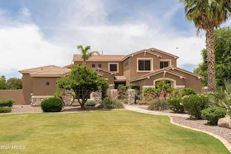 6446 S Honor Court Gilbert, AZ 85298