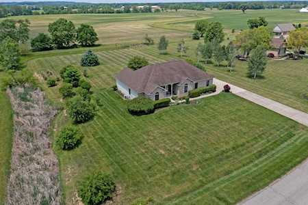 4513 Meadowgrove Drive Carroll, OH 43112