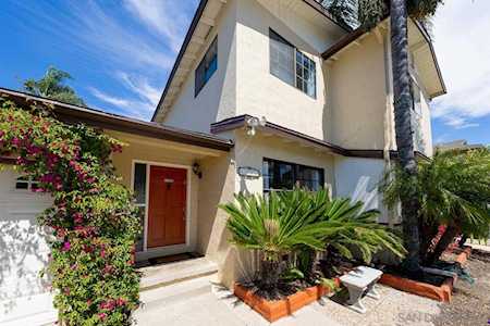 6041 Amarillo Avenue La Mesa, CA 91942