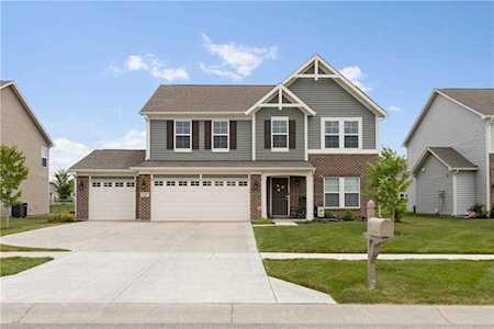 1347 Glen Canyon Dr Greenwood, IN 46143