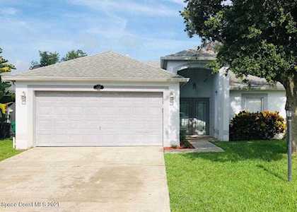 1528 Vista Lake Circle West Melbourne, FL 32904