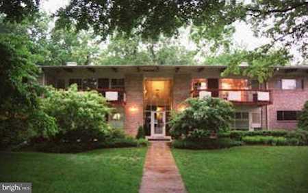 4209 Americana Dr #F Annandale, VA 22003