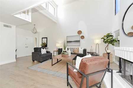 25861 Malia Ct Mission Viejo, CA 92691