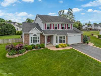 1609 Newgate Ct Buffalo Grove, IL 60089