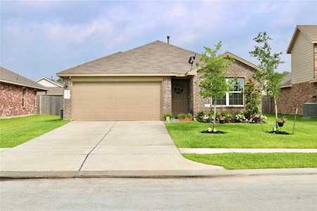 2623 Lincolns Meadow Dr Spring, TX 77373