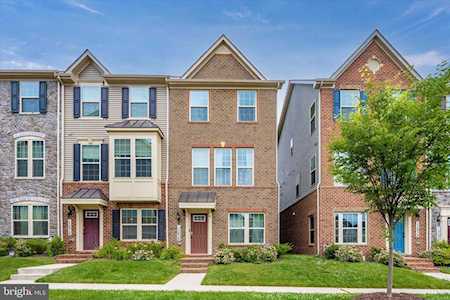 13636 Crossbill Alley Clarksburg, MD 20871