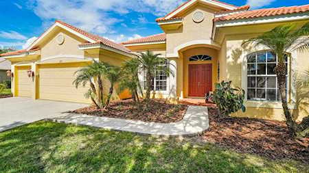 327 Blackbird Ct Bradenton, FL 34212