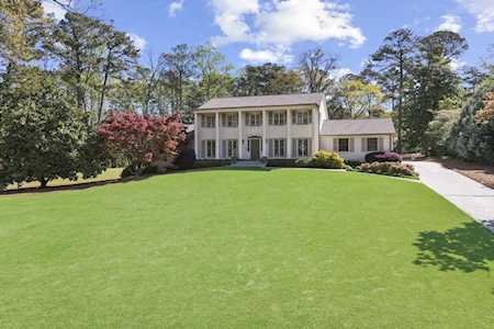 6035 Riverside Dr Sandy Springs, GA 30328