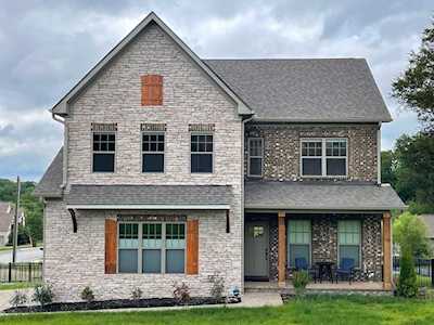 413 Rodney Way Mount Juliet, TN 37122