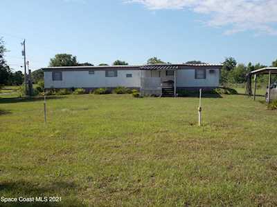 4209 Aurantia Road Mims, FL 32754