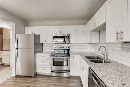 232 S Brentwood St #304 Lakewood, CO 80226