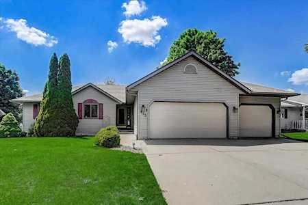 803 Pasadena Pky Waunakee, WI 53597