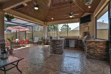 11131 Hunters Landing Montgomery, TX 77356