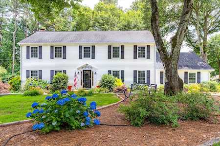 4714 Marc Ct SW Lilburn, GA 30047