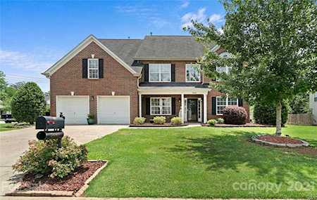 7680 Natalie Commons Dr Denver, NC 28037