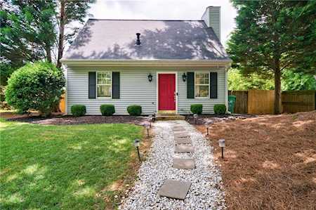 1563 Park Creek Ln NE Brookhaven, GA 30319