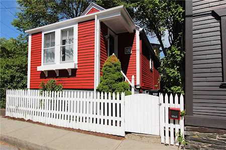 16 Thames St Newport, RI 02840