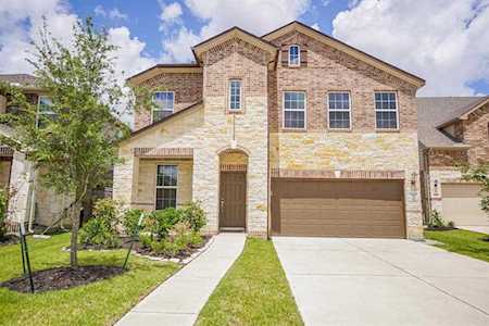 11235 Victoria Hollow Trace Richmond, TX 77406