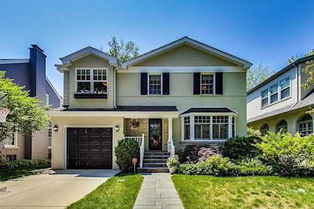 1923 Greenwood Ave Wilmette, IL 60091