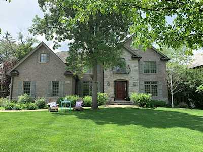 1612 Hawthorne Ln Glenview, IL 60025